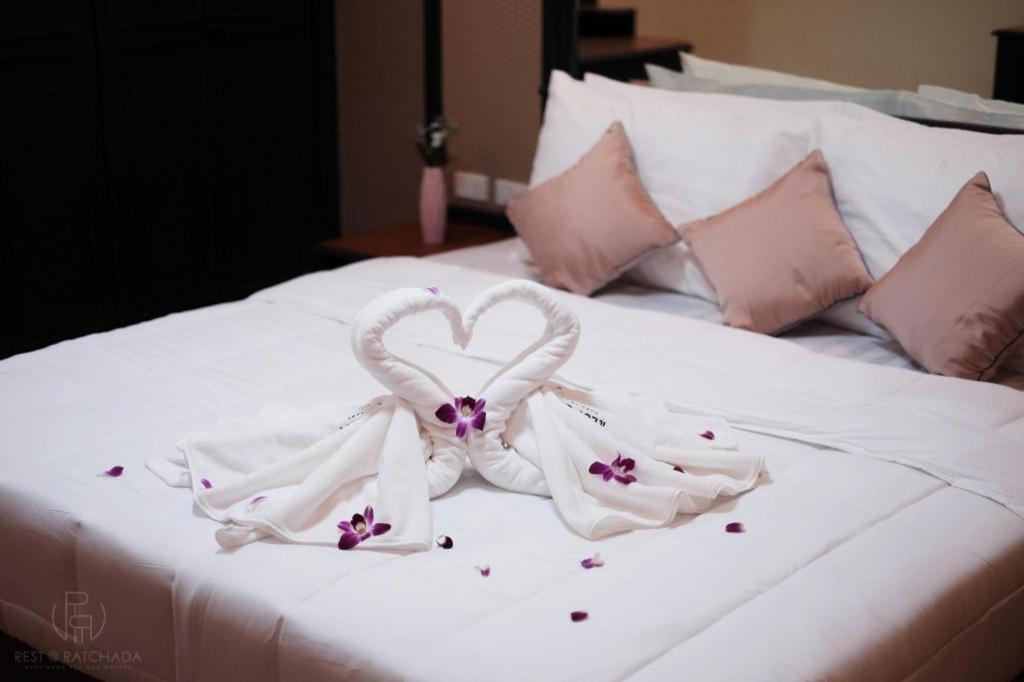 Rest@Ratchada Hotel 曼谷 外观 照片