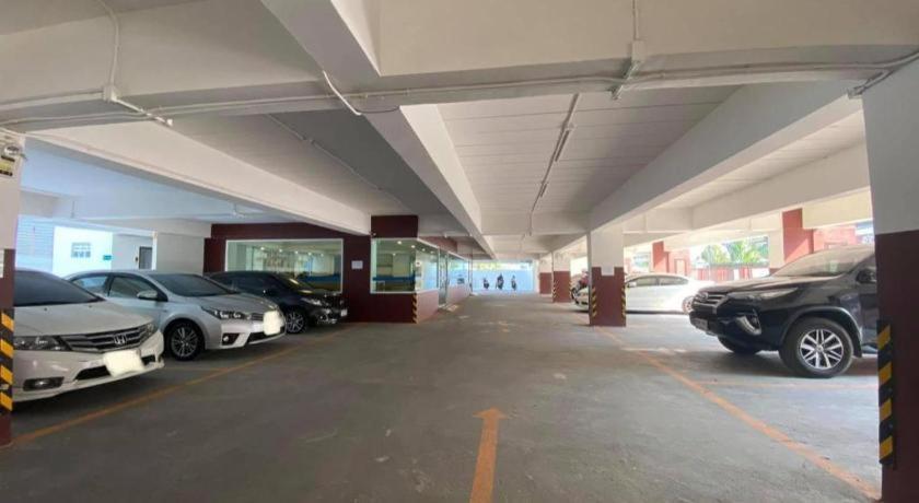 Rest@Ratchada Hotel 曼谷 外观 照片