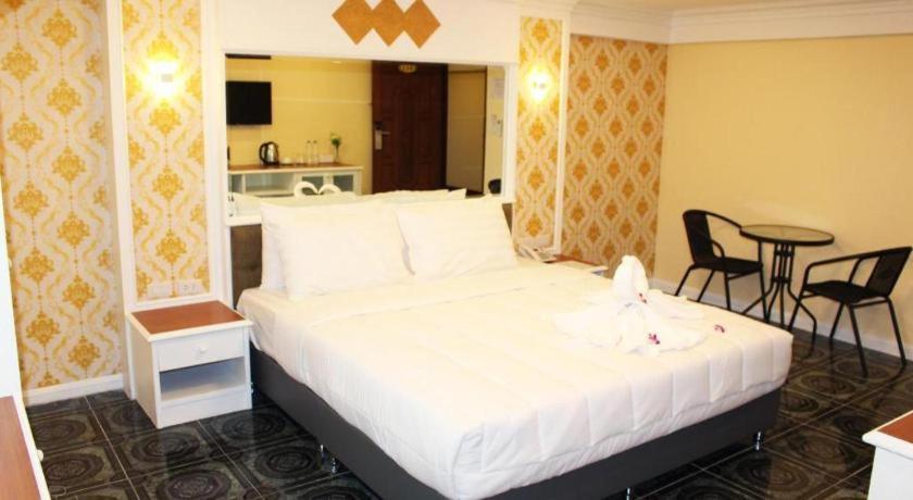 Rest@Ratchada Hotel 曼谷 外观 照片