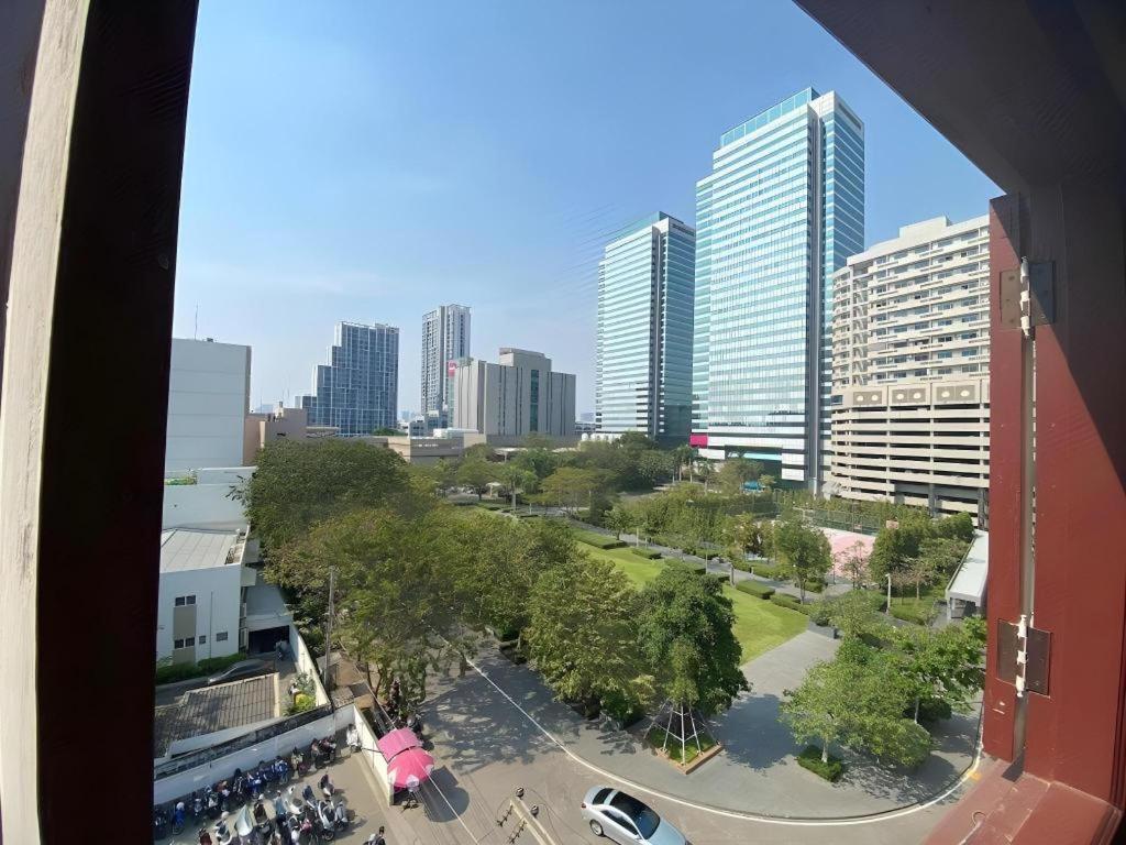 Rest@Ratchada Hotel 曼谷 外观 照片